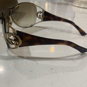 Authentic Gucci Women’s Sunglasses 2802/s Retail $324